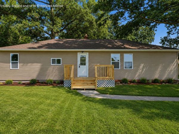 341 W 700 N , Valparaiso, IN 46385