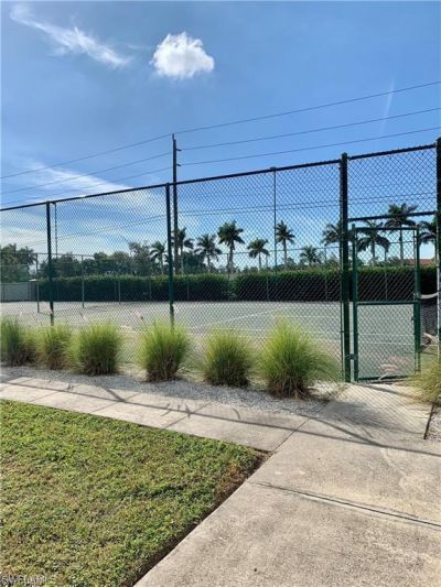 116 Santa Clara Dr, Unit 4, Naples, FL 34104 Photo