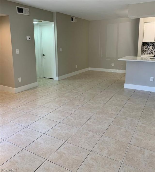 116 Santa Clara Dr, Unit 4, Naples, FL 34104 Photo