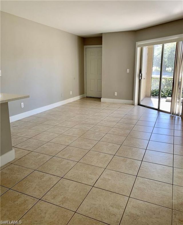 116 Santa Clara Dr, Unit 4, Naples, FL 34104 Photo