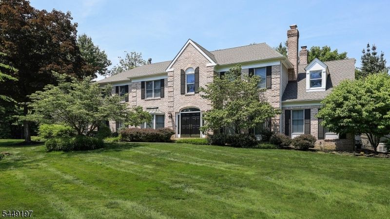 16 Chesterfield Dr, Warren, NJ 07059 Main Photo
