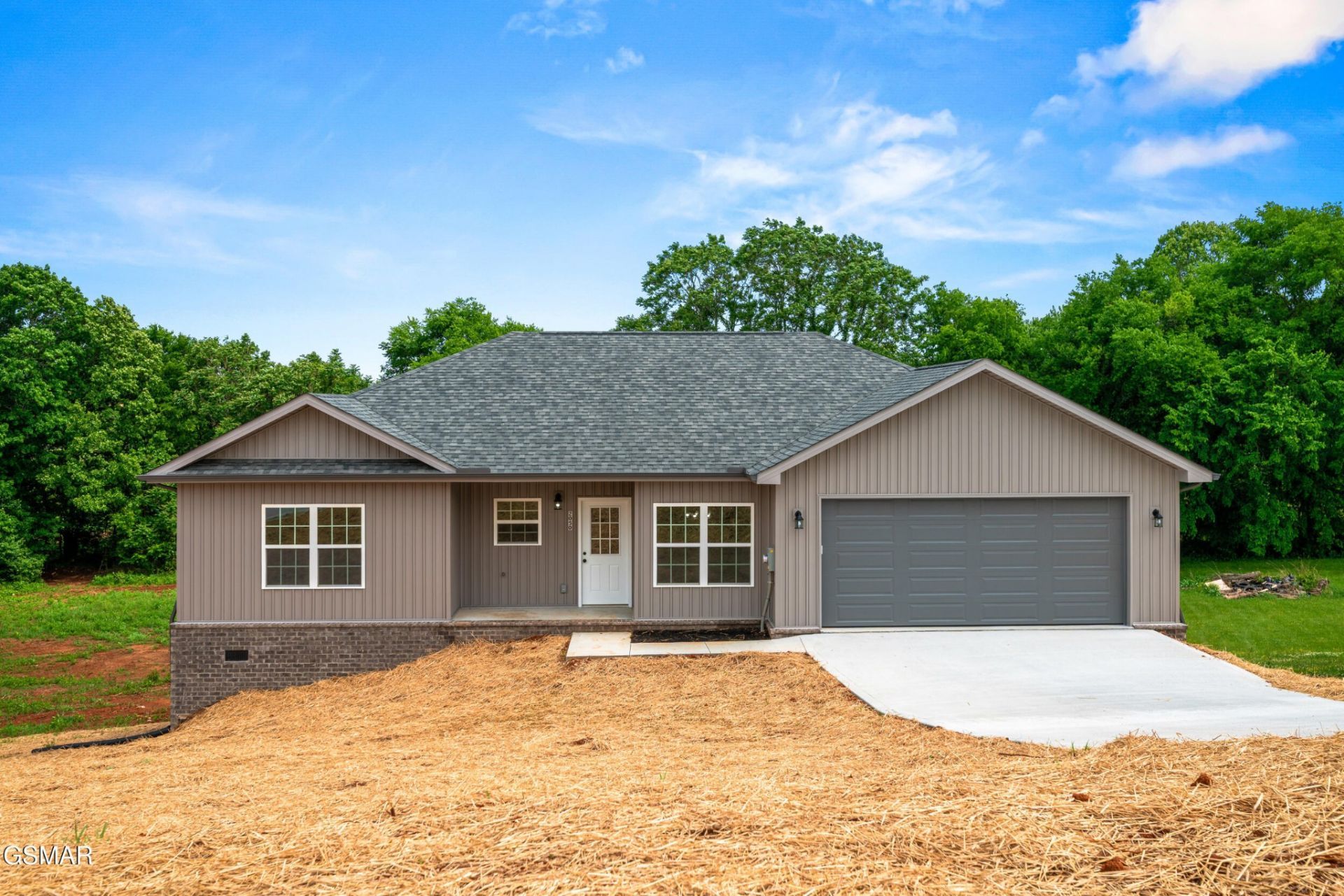 2050 Kings View Loop, Seymour, TN 37865 Main Photo