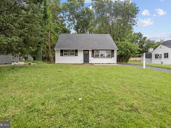 49 FARRELL AVENUE, EWING, NJ 08618