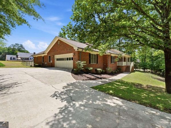 379 Clyde Court, Mcdonough, GA 30252