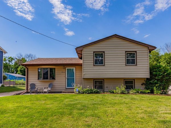 4133 E Madison Avenue, Des Moines, IA 50317