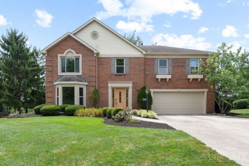 8092 Thistlewood Drive, West Chester, OH 45069 Main Photo