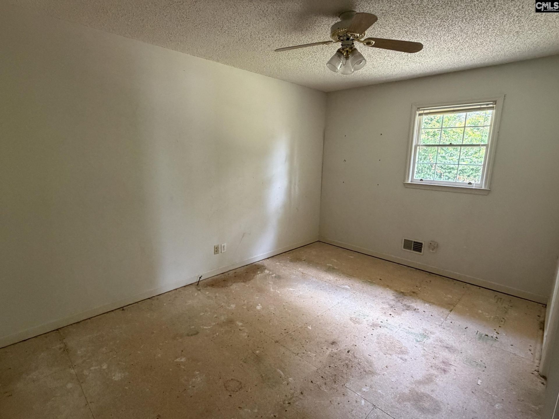 125 Beachwood Drive  Photo 5