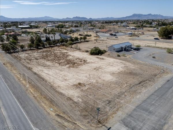 3980 S Newcomb Avenue , Pahrump, NV 89048