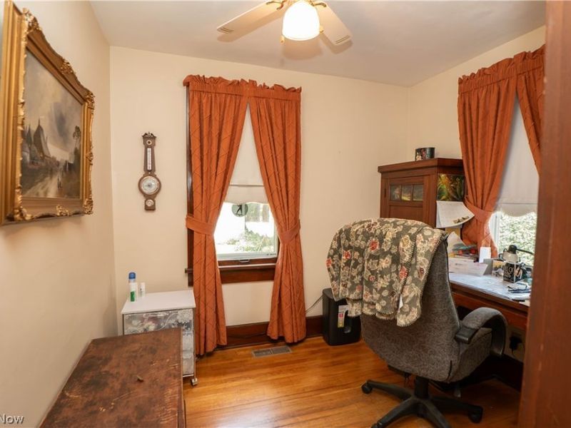 507 W Maple Street , North Canton, OH 44720 Photo 18