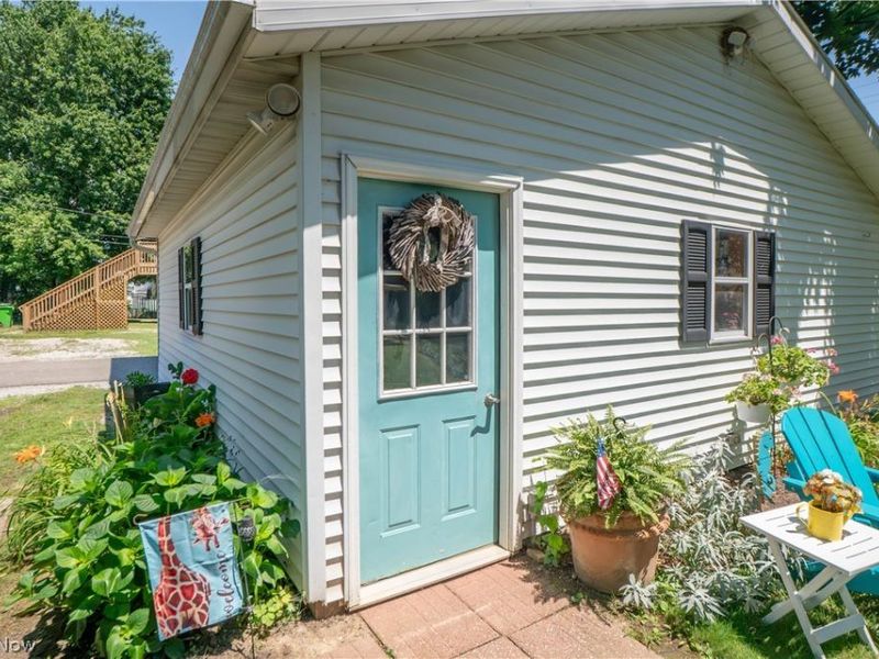 507 W Maple Street , North Canton, OH 44720 Photo 41