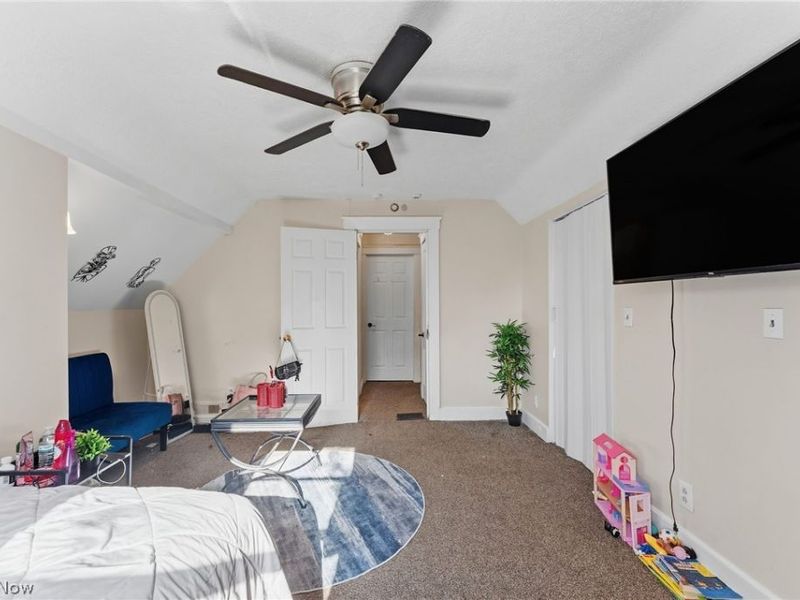 2032 W 104th Street , Cleveland, OH 44102 Photo 21