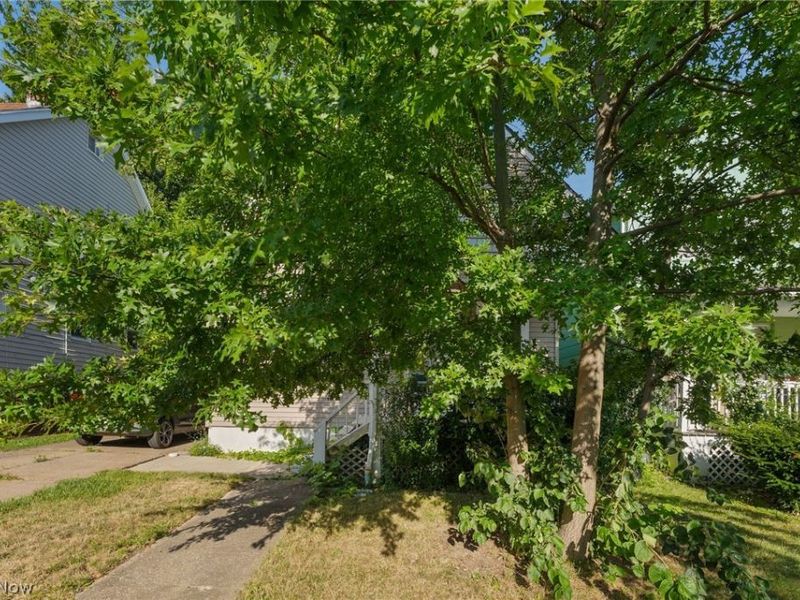 2032 W 104th Street , Cleveland, OH 44102 Photo 24