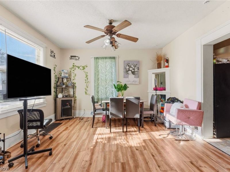 2032 W 104th Street , Cleveland, OH 44102 Photo 5