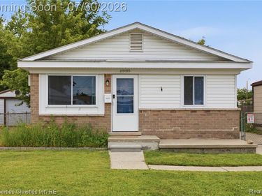 20190 Vermander Avenue, Clinton Township, Mi 48035