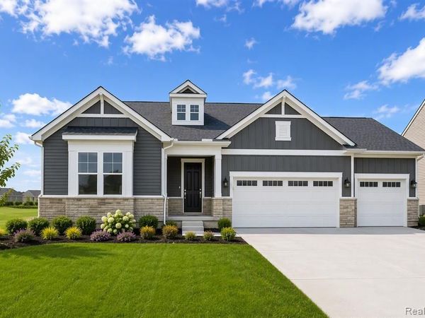 20569 West Kilburn Drive, Macomb Twp, MI 48044
