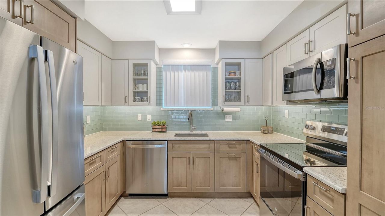 500 S Washington Drive, Unit 6A, Sarasota, FL 34236 Photo