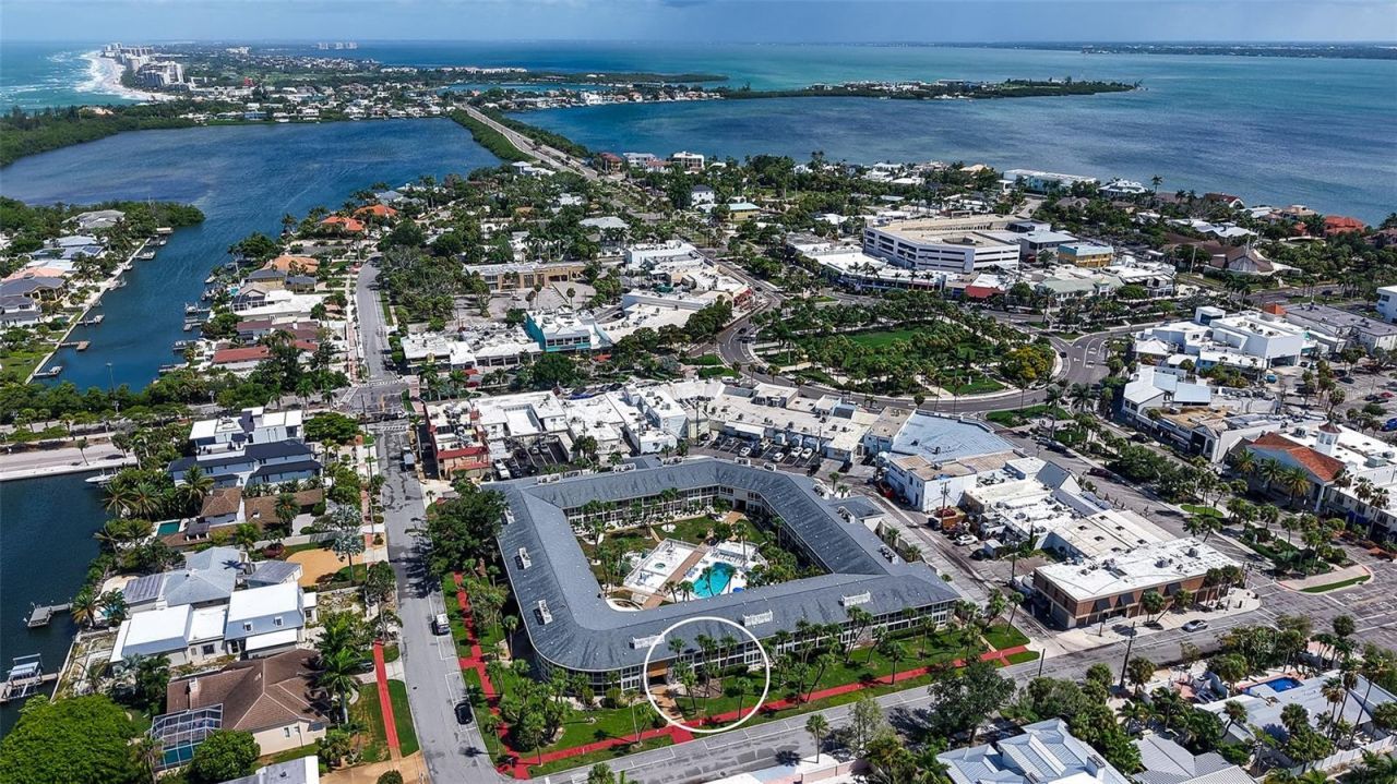 500 S Washington Drive, Unit 6A, Sarasota, FL 34236 Photo