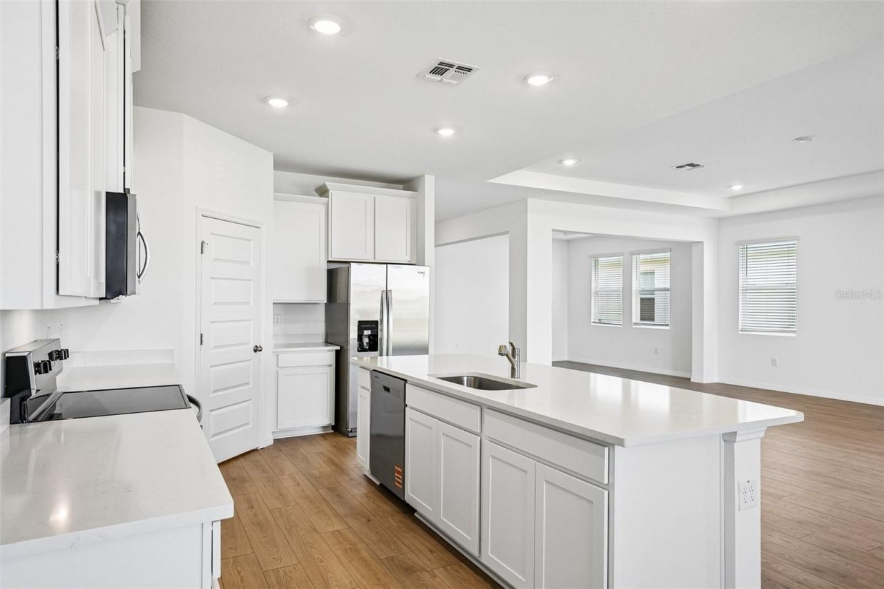 2265 Hamden Way , Mount Dora, FL 32757 Photo