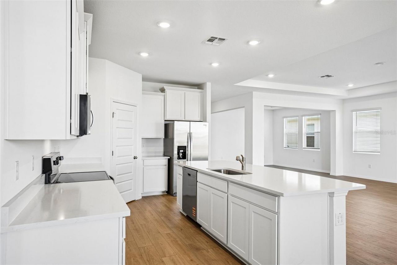 2265 Hamden Way , Mount Dora, FL 32757 Photo