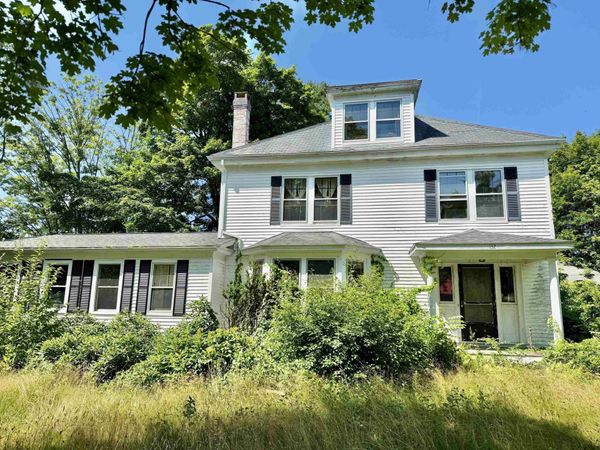 132 Exeter Road, Hampton Falls, NH 03844