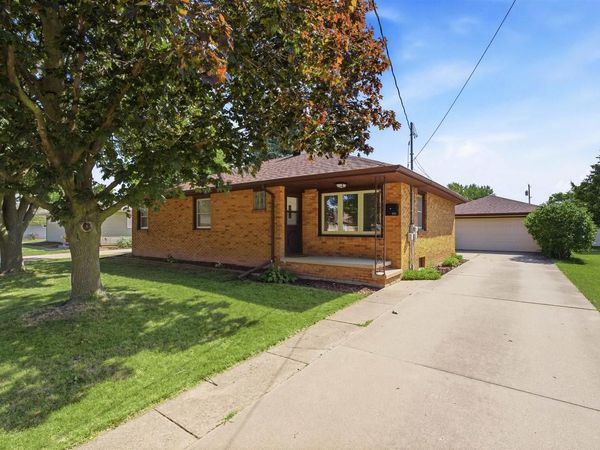 833 IDA STREET, Menasha, WI 54952
