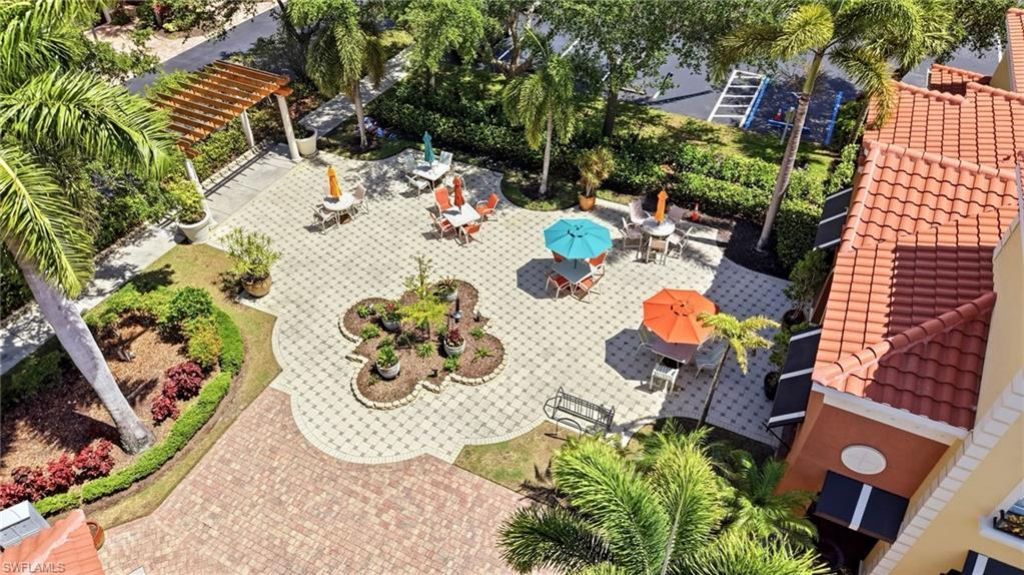 20321 Estero Gardens Cir, Unit 203, Estero, FL 33928 Photo