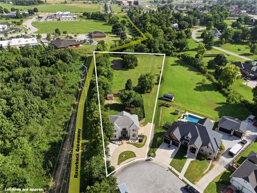 Property Image 4
