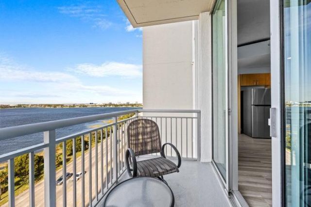 300 S Australian Avenue, Unit 808, West Palm Beach, FL 33401 Photo