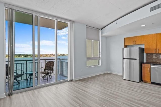 300 S Australian Avenue, Unit 808, West Palm Beach, FL 33401 Photo