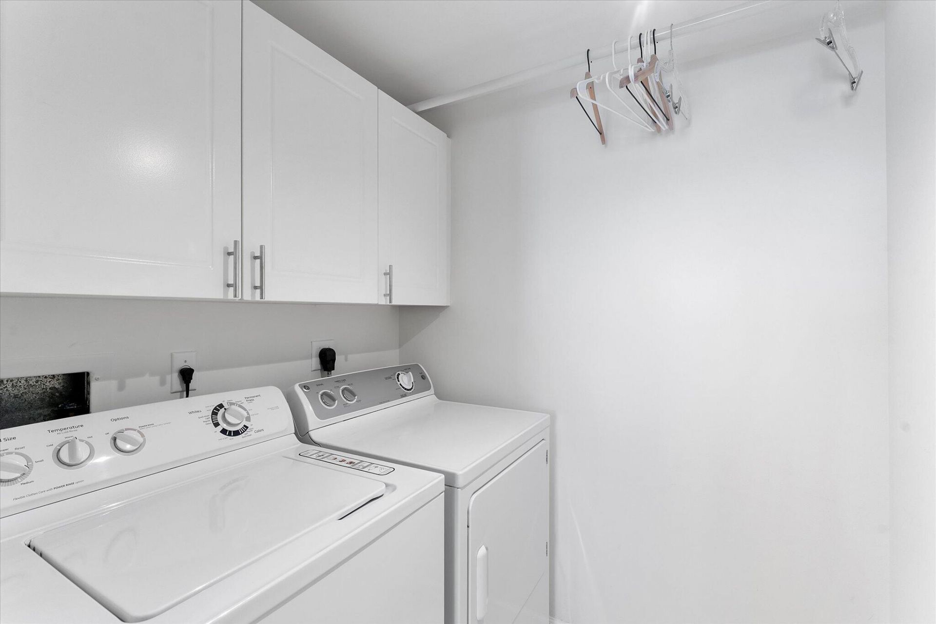 3200 N Ocean Boulevard, Unit 2505, Fort Lauderdale, FL 33308 Photo