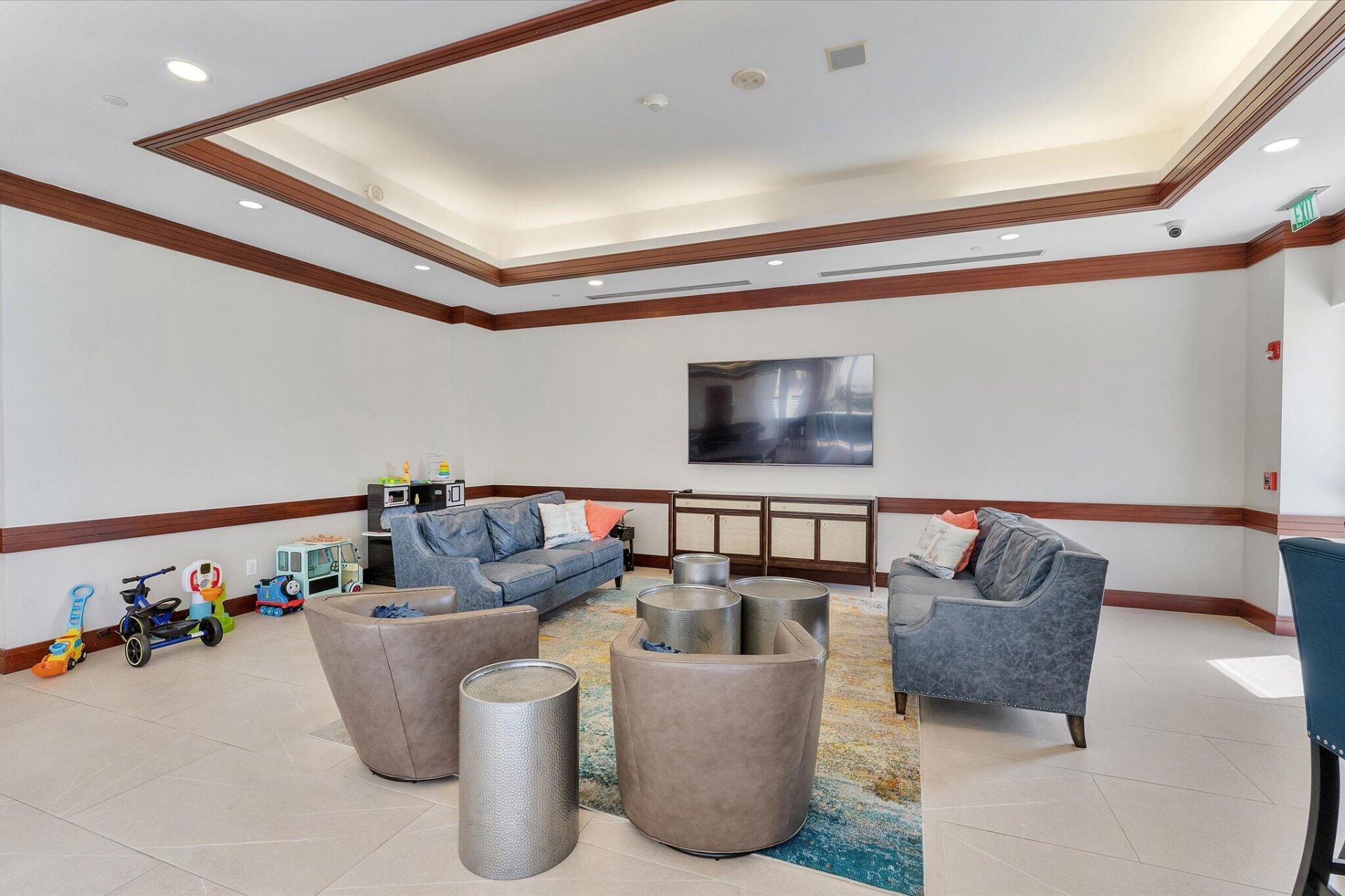 3200 N Ocean Boulevard, Unit 2505, Fort Lauderdale, FL 33308 Photo