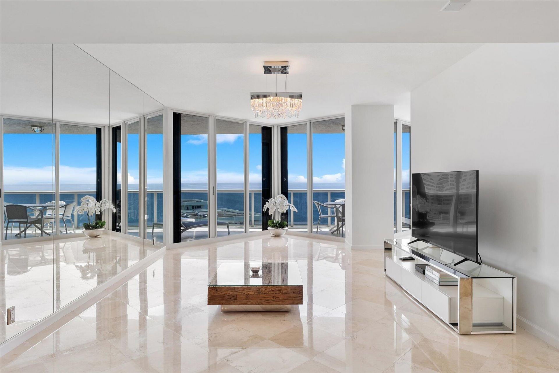 3200 N Ocean Boulevard, Unit 2505, Fort Lauderdale, FL 33308 Photo