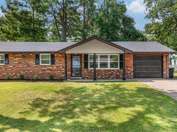 2237 Sherwood Drive , Cape Girardeau, MO 63701