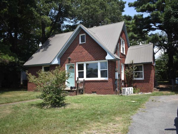 1506 E Moore , Searcy, AR 72143