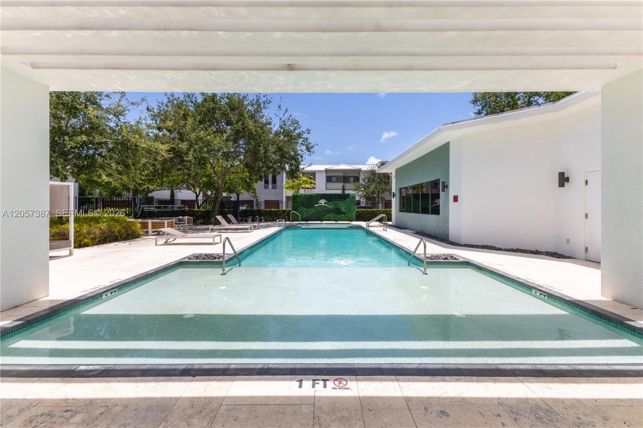 4444 NW 9th St , Plantation, FL 33317 Photo