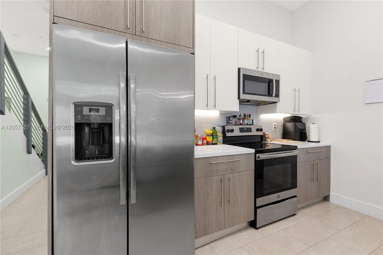 4444 NW 9th St , Plantation, FL 33317 Photo