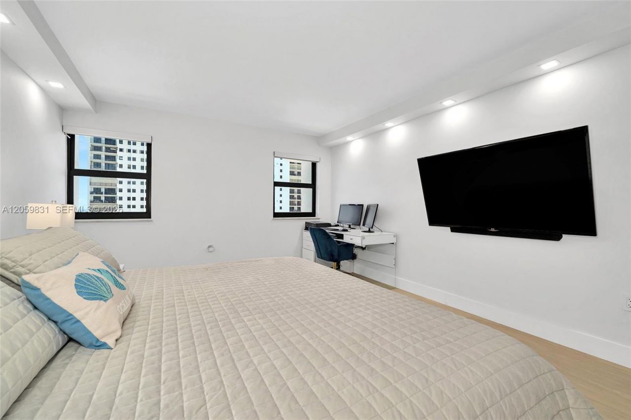 1201 S Ocean Drive , Unit 1703N, Hollywood, FL 33019 Photo