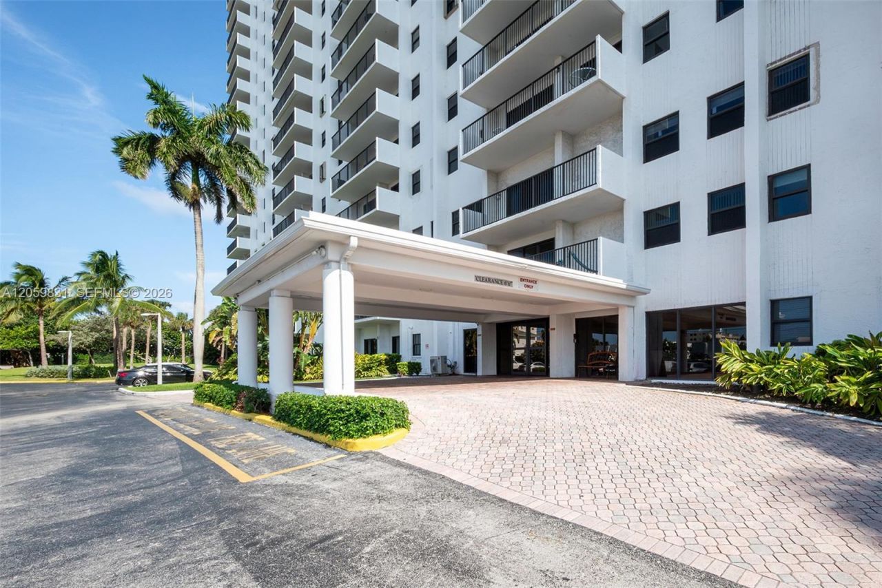 1201 S Ocean Drive , Unit 1703N, Hollywood, FL 33019 Photo