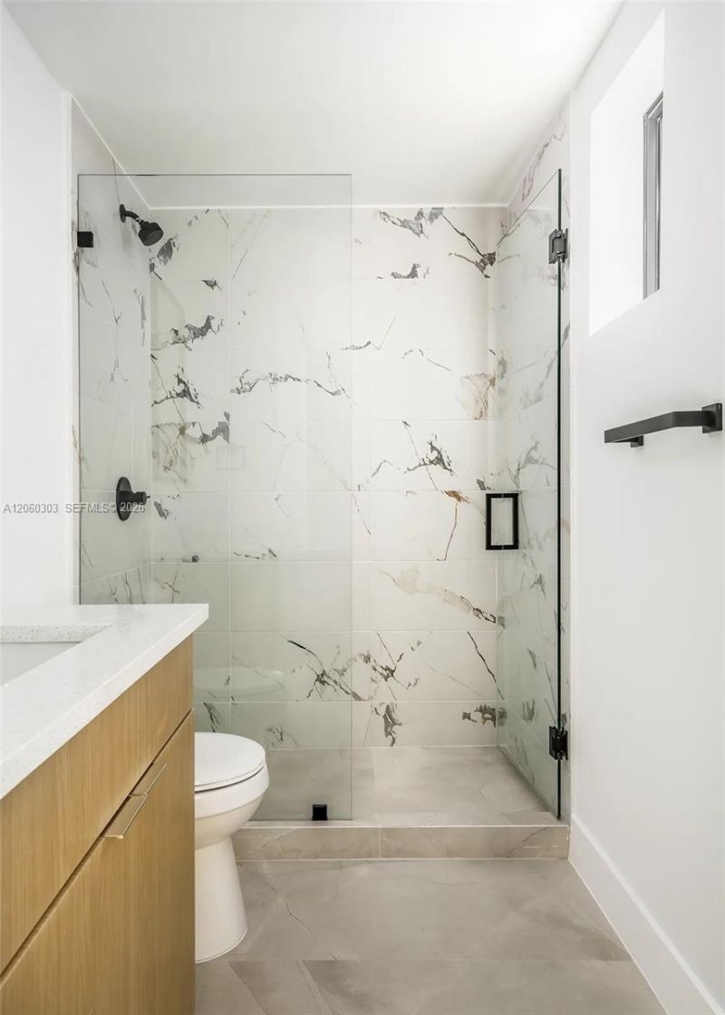5423 NE Miami Ct , Unit 7, Miami, FL 33137 Photo