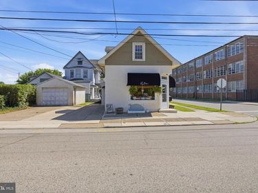 236 MILMONT AVENUE, FOLSOM, PA 19033