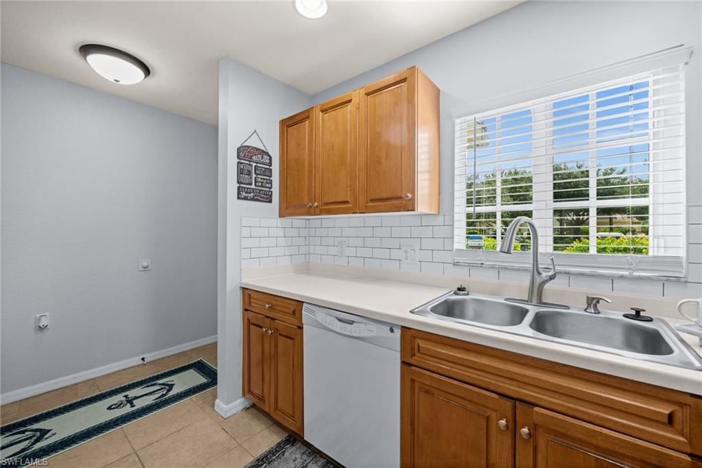 9430 Ivy Brook Run, Unit 405, Fort Myers, FL 33913 Photo