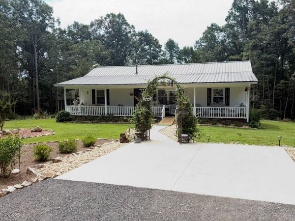 2014 Athens Road, Royston, GA 30662