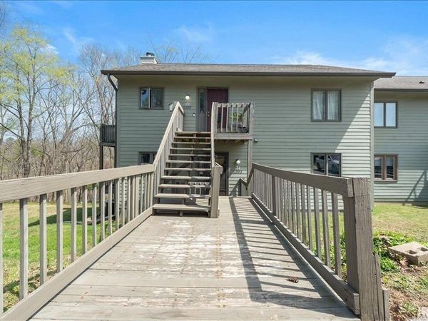 9393 S Pointe Retreat Drive, Bloomington, IN 47401