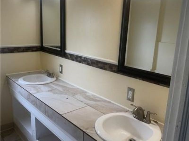 3525 E 110th Street, Cleveland, OH 44105 Photo 29