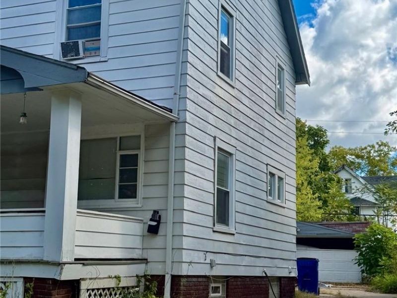 3525 E 110th Street, Cleveland, OH 44105 Photo 3