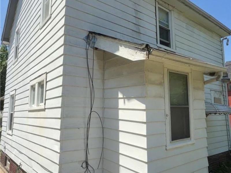 3525 E 110th Street, Cleveland, OH 44105 Photo 3