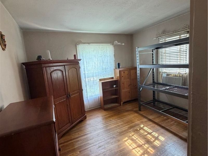 10118 Unity Avenue , Cleveland, OH 44111 Photo 19