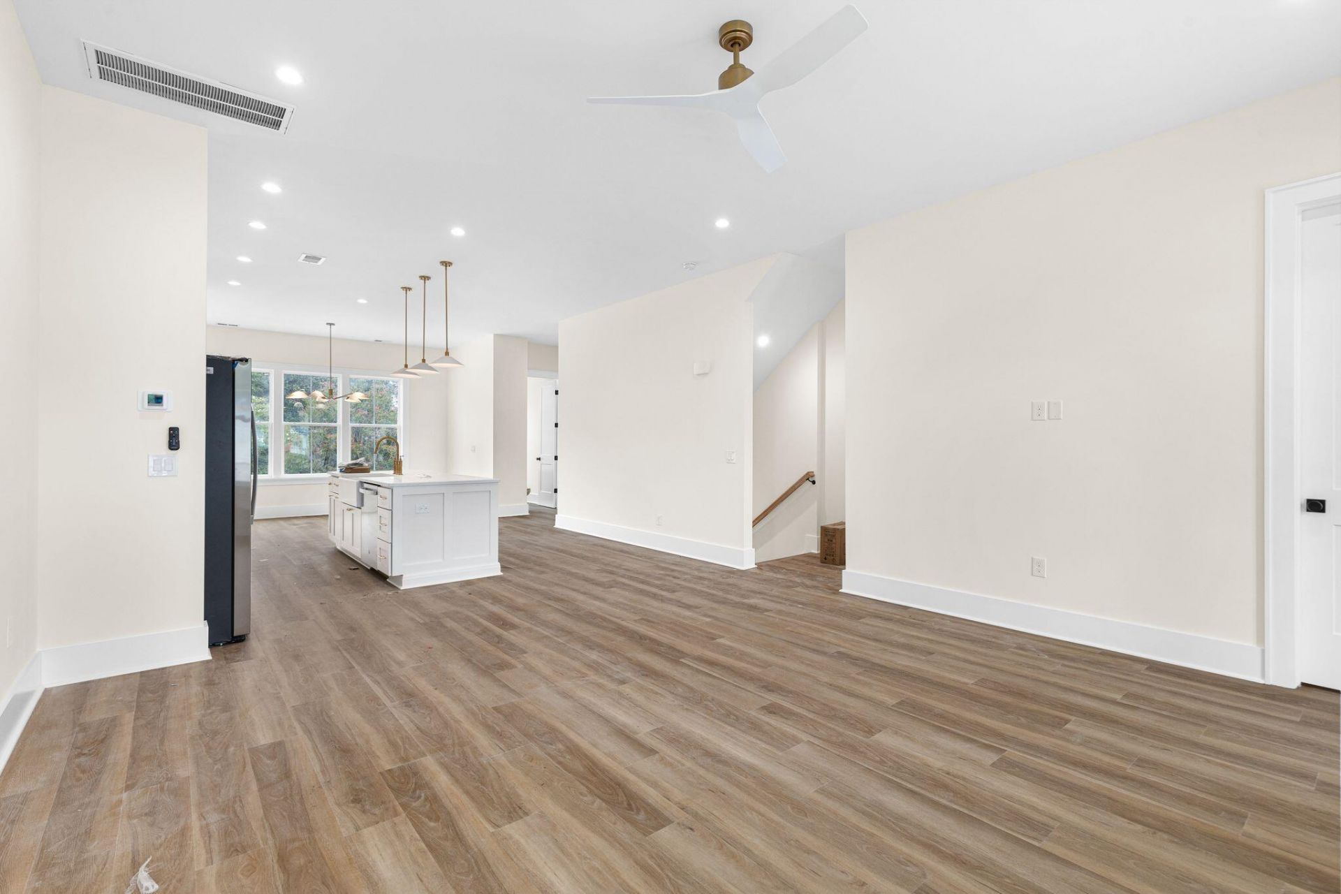 1606 Lauda Drive Photo 3