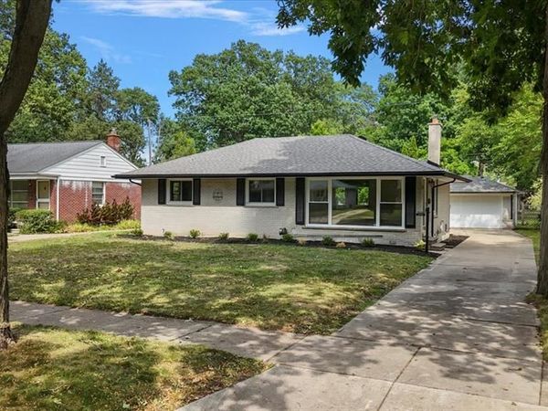 27626 Lexington Parkway , Southfield, MI 48076