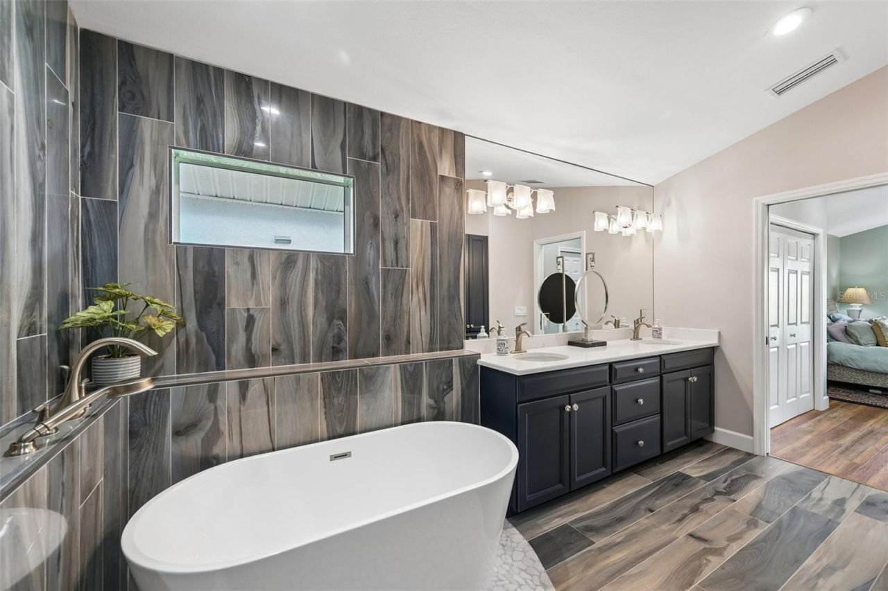 404 Cardiff Road , Unit 17, Venice, FL 34293 Photo